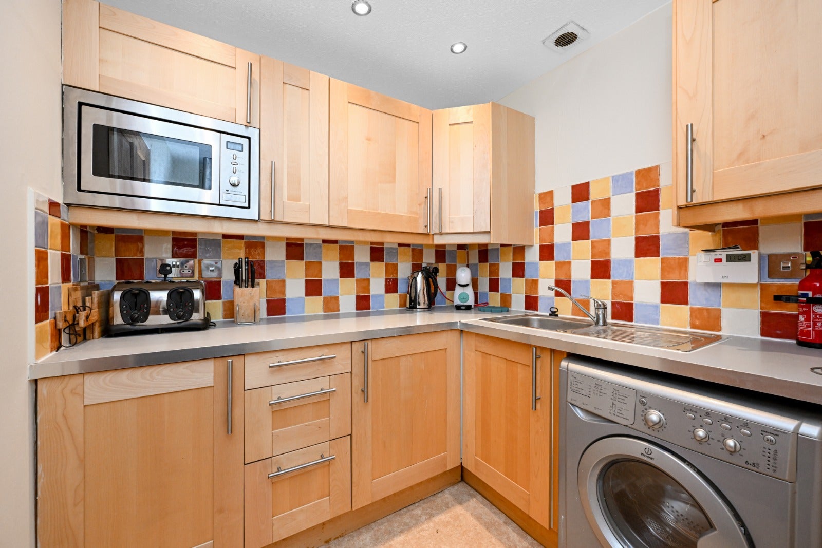 Flat Morrison Street in City of Edinburgh