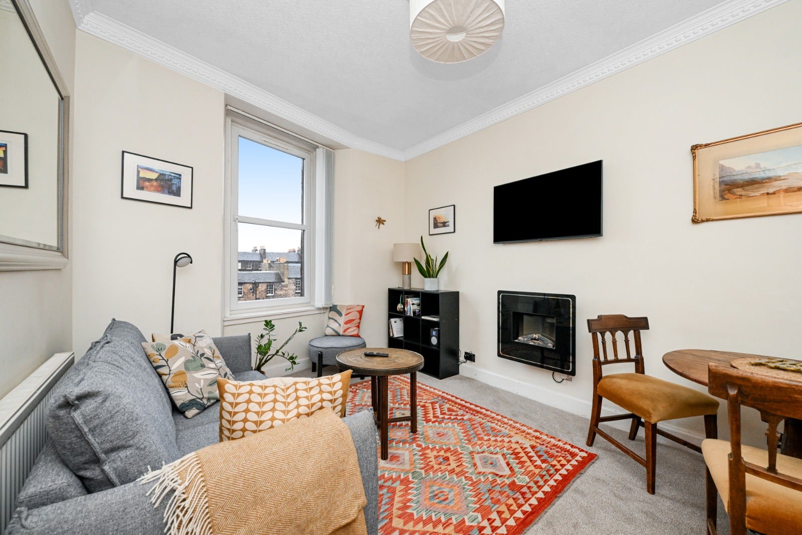 Flat Morrison Street in City of Edinburgh
