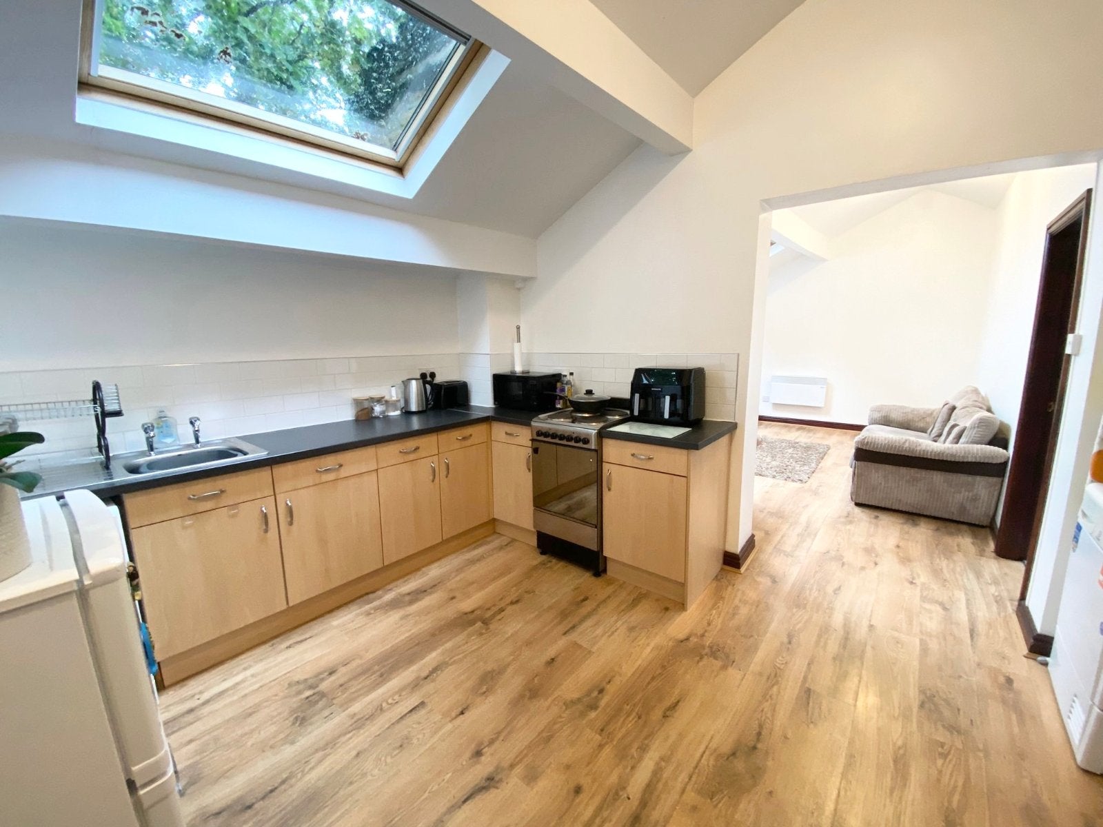Flat Waver Green in Leeds