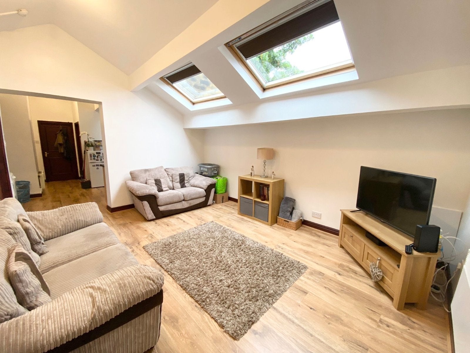 Flat Waver Green in Leeds
