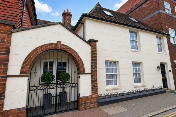 Flat East Street in Tonbridge and Malling