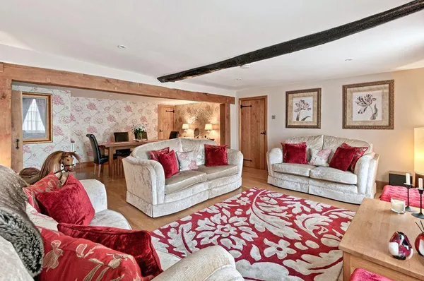 Flat East Street in Tonbridge and Malling