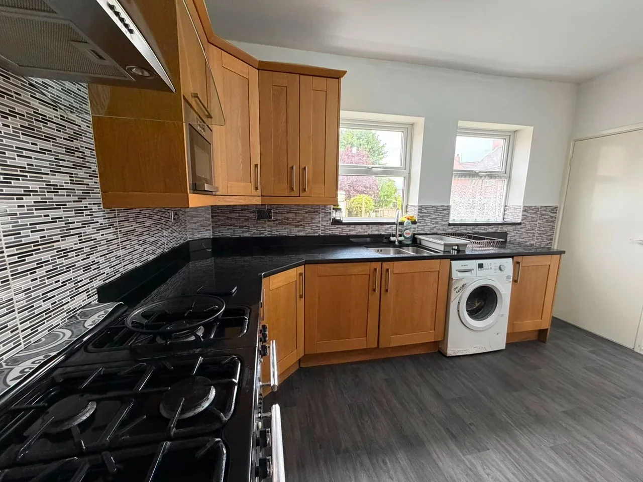 House Garden Lane in Ashfield