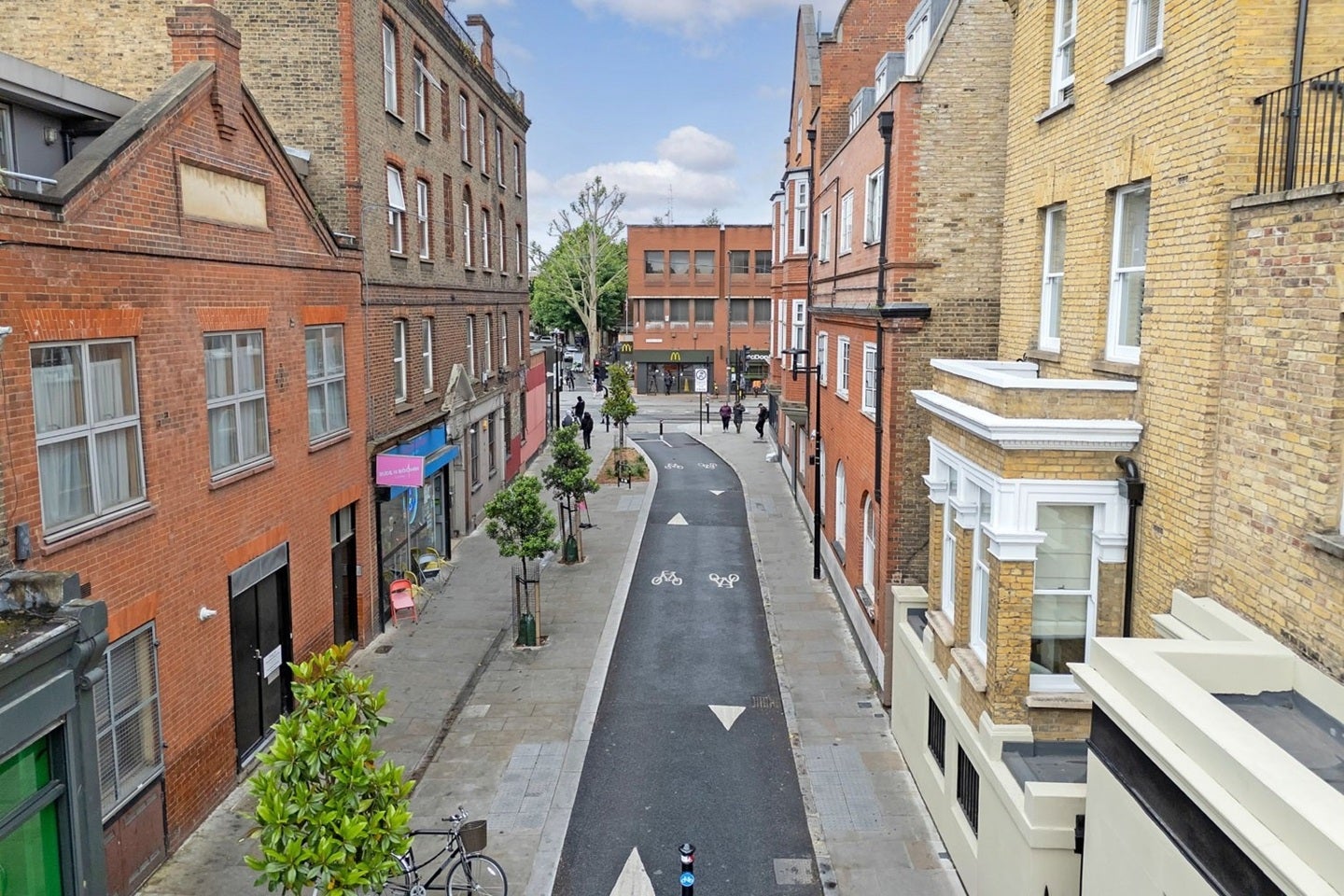 Flat Browning Street in Greater London