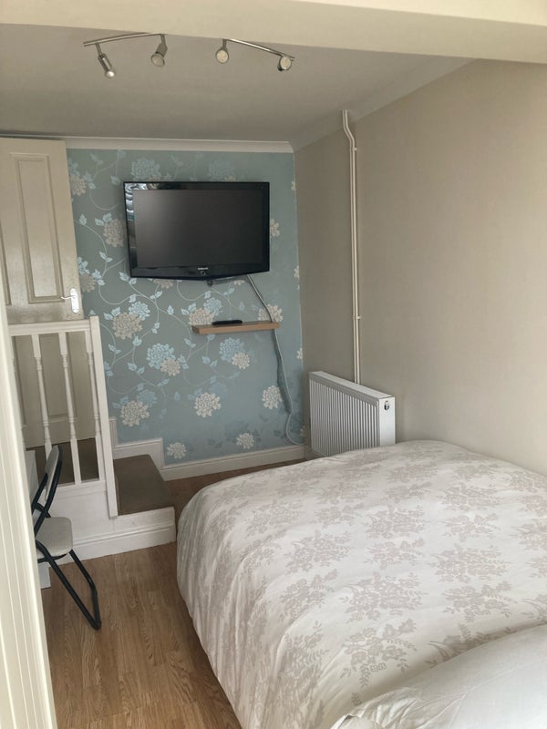 Room Bower Road in Sevenoaks