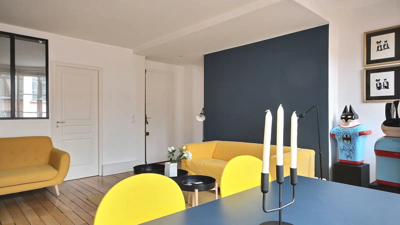 Flat Rue de Verneuil in Paris