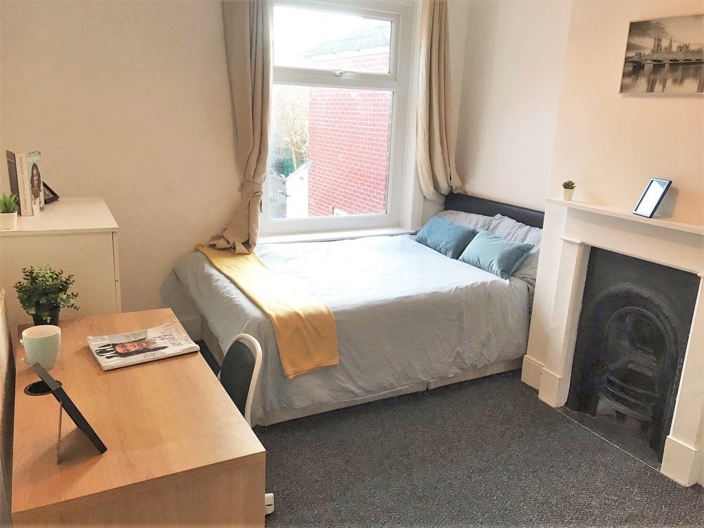 Room Clausentum Road in Southampton