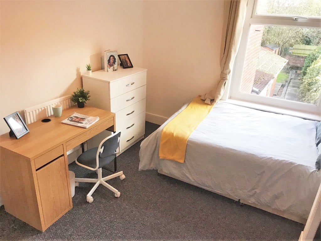 Room Clausentum Road in Southampton