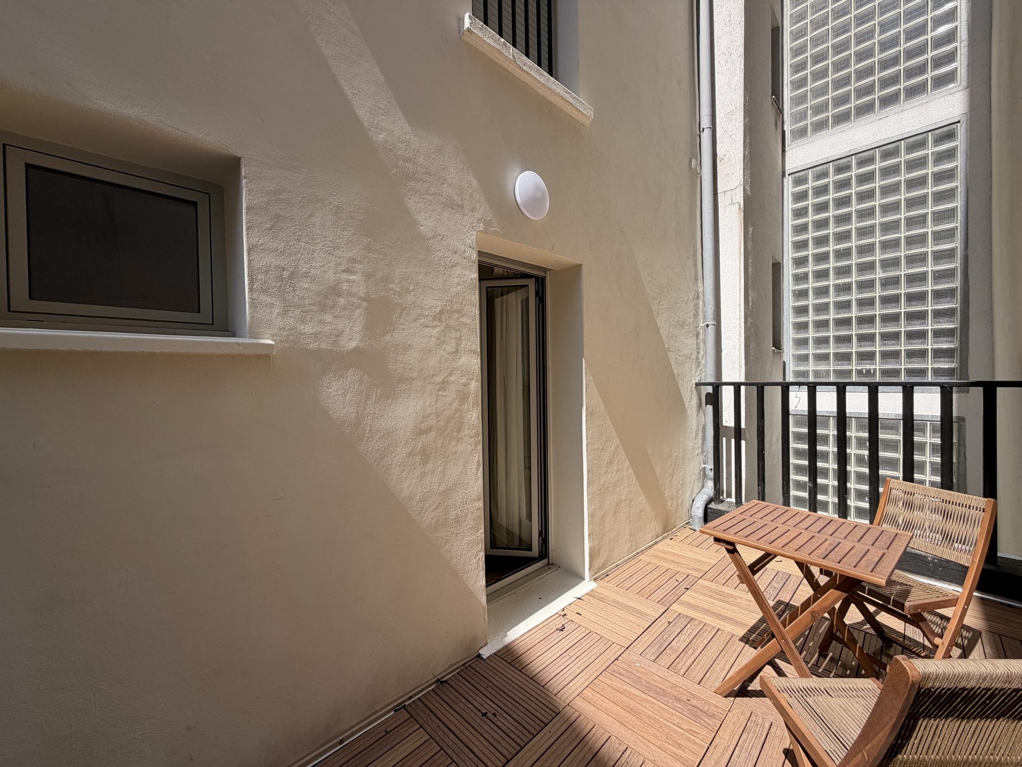 Appartement Rue Caillié à Paris