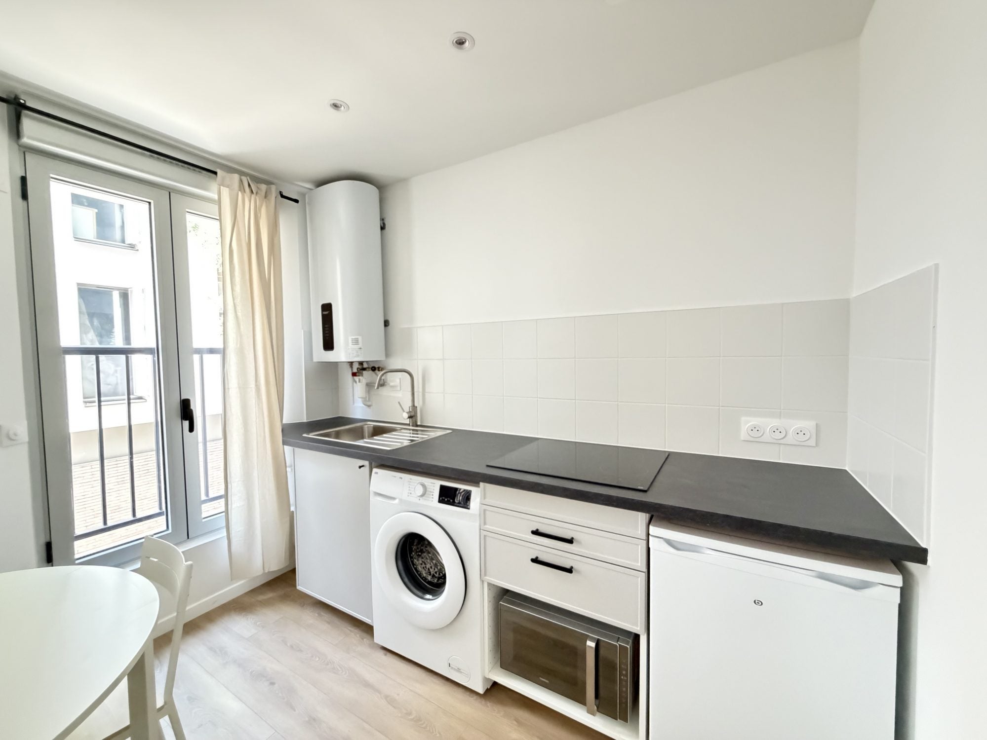 Appartement Rue Caillié à Paris