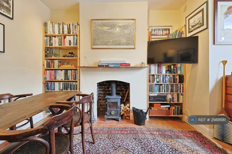 Flat Fifth Avenue in City of Westminster