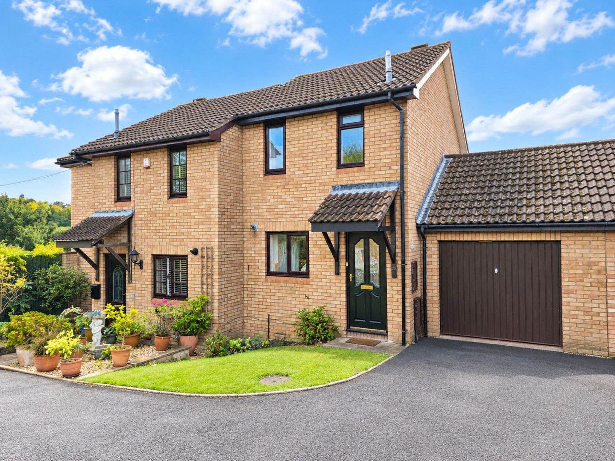 House The Newlands in Mardy