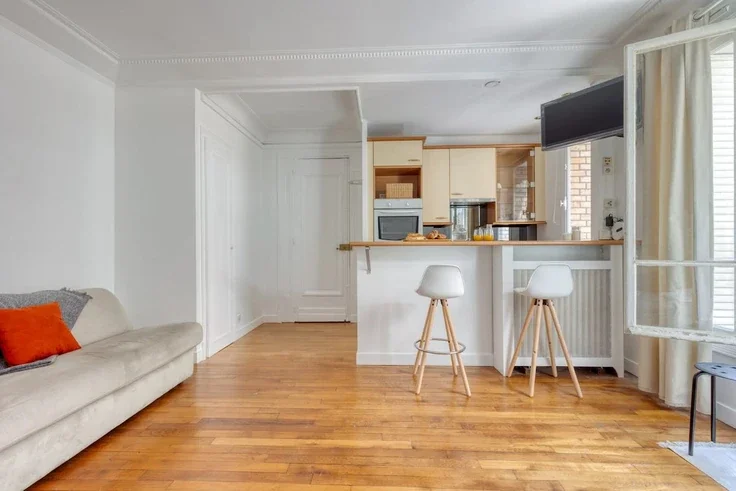 Flat Rue de la Faisanderie in Paris