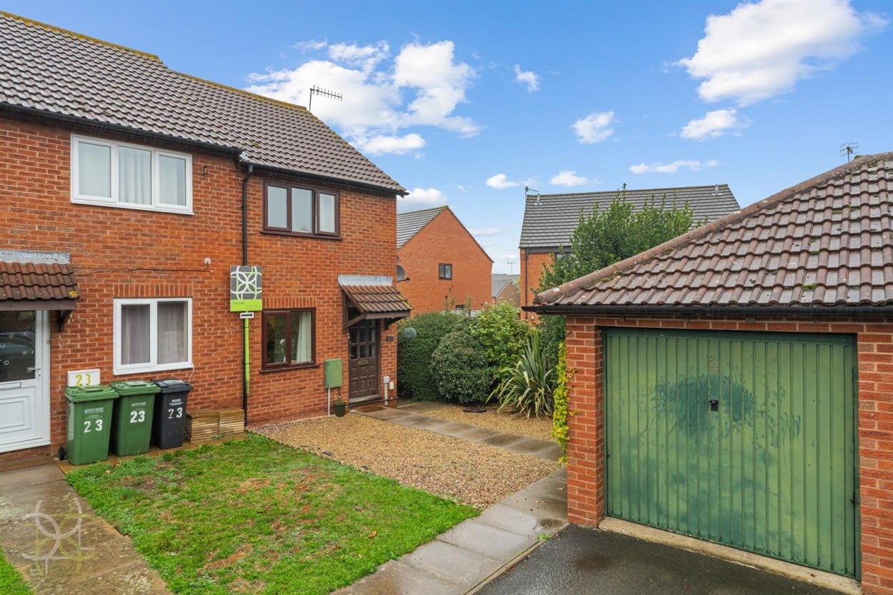 House St Pauls Close in Wychavon