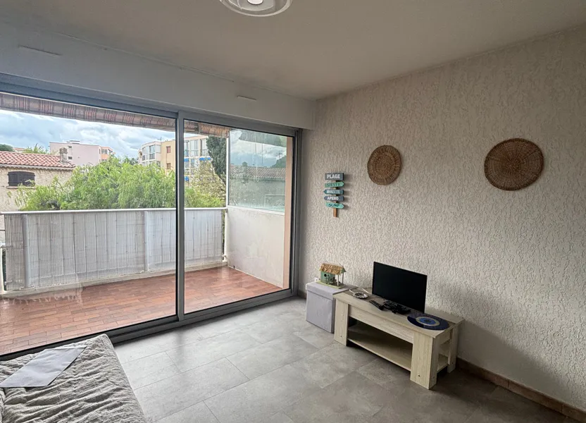Flat Avenue des Platanes in Six-Fours-les-Plages