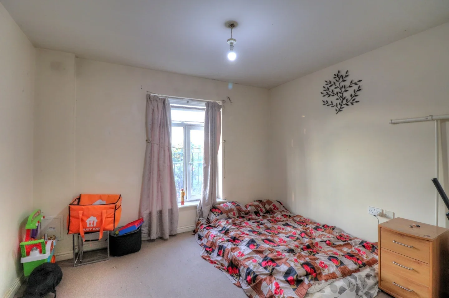 Flat Loxford Lane in Greater London