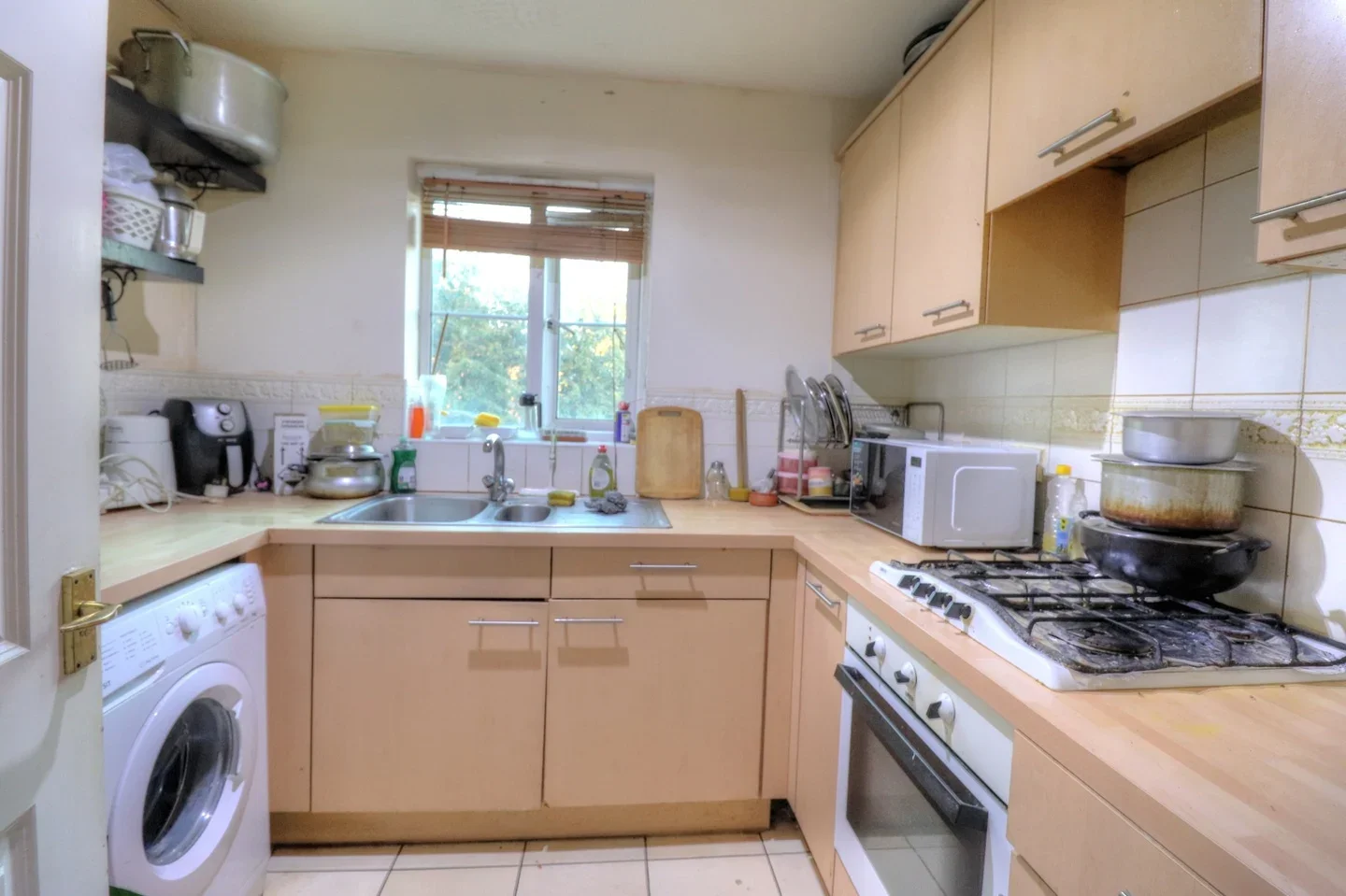 Flat Loxford Lane in Greater London
