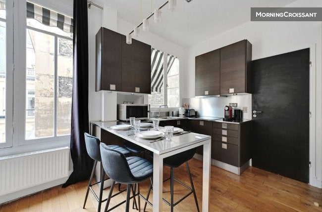 Appartement Rue de Ponthieu à Paris