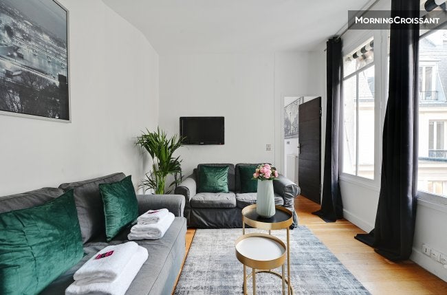 Appartement Rue de Ponthieu à Paris