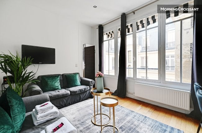 Appartement Rue de Ponthieu à Paris