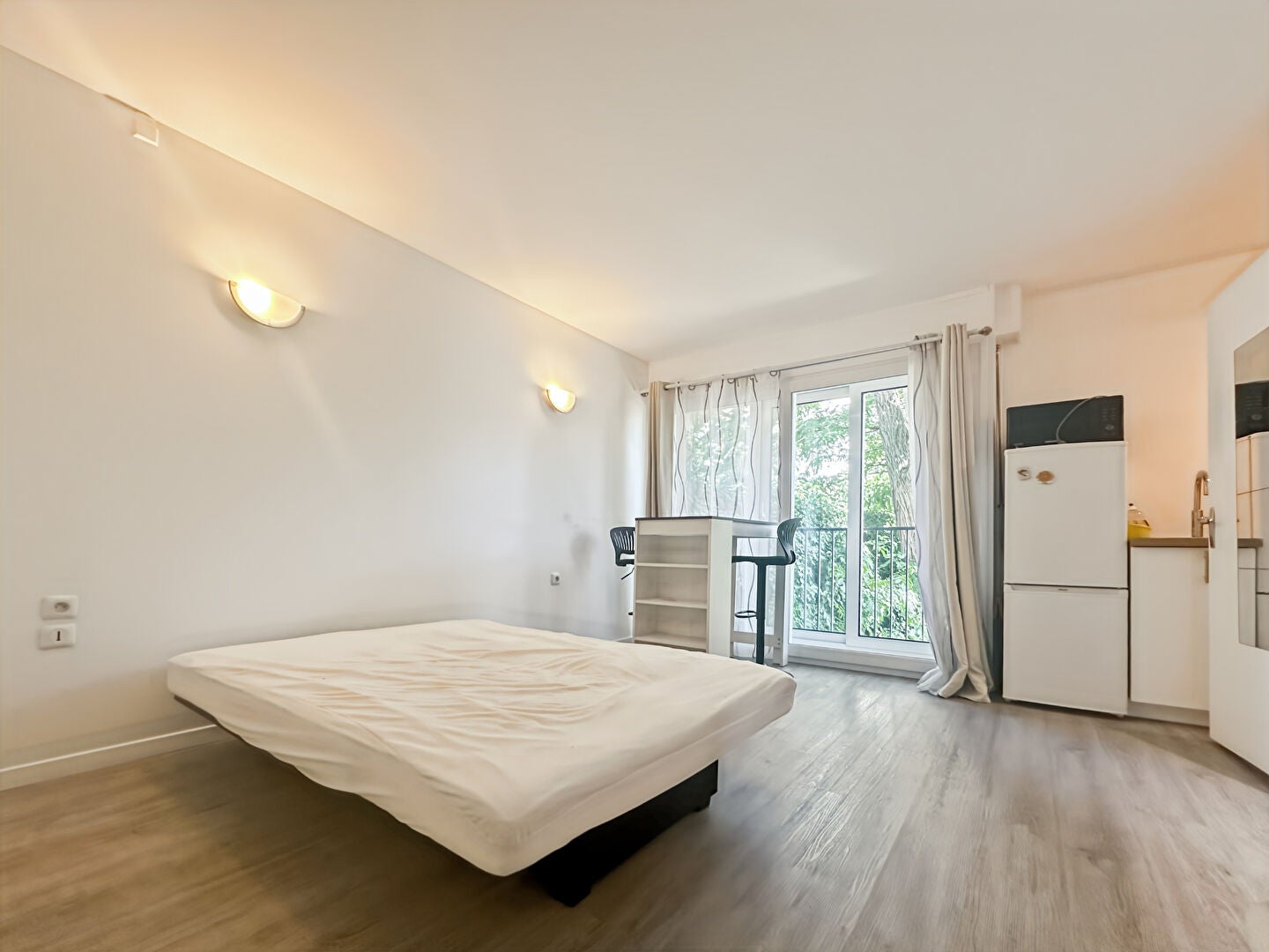 Flat Rue des Saules Clouet in Montreuil
