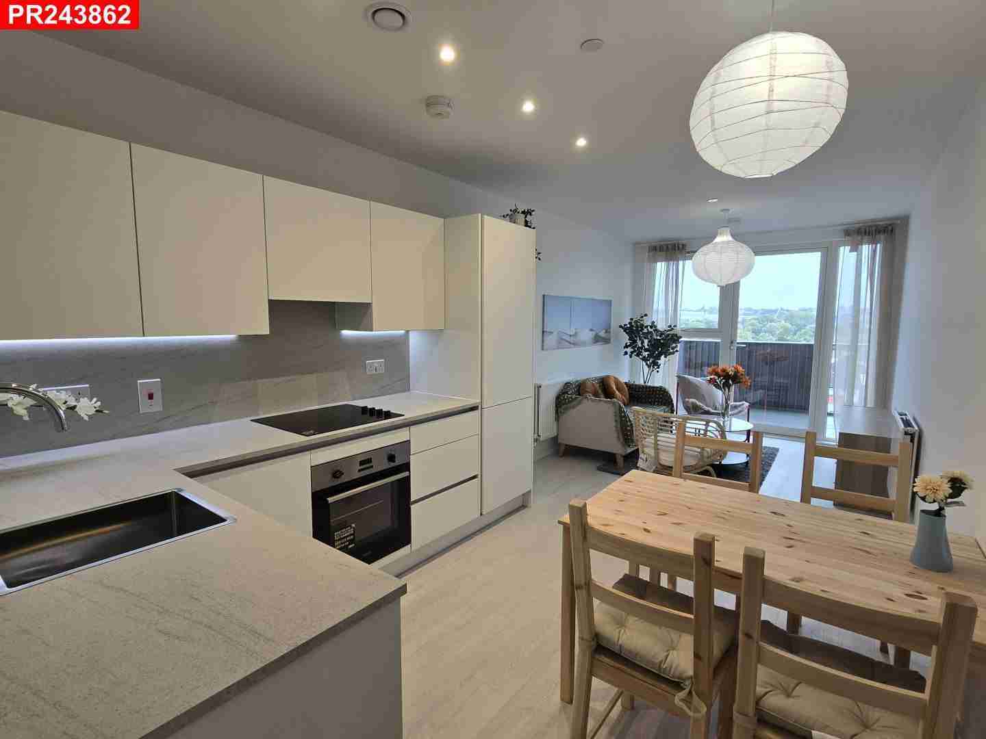 Flat West Hendon Broadway in Greater London