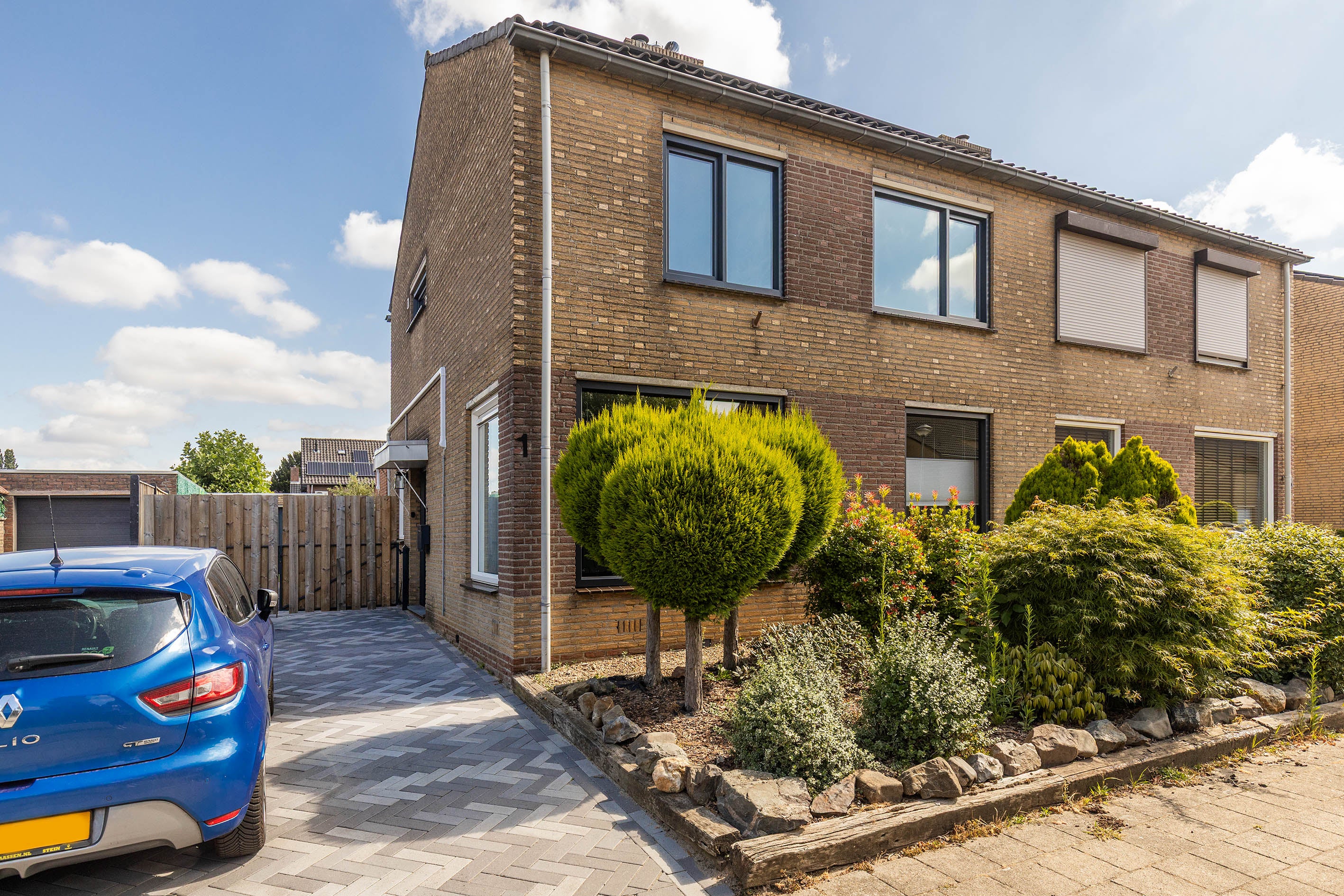 Huis Brederodestraat 1 in Elsloo