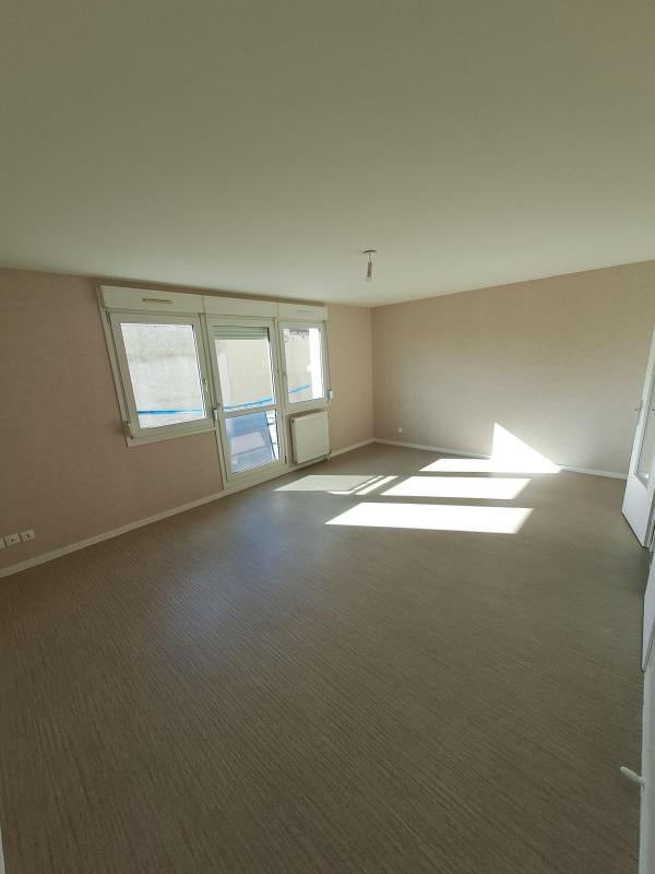 Flat Rue de Tambour in Reims