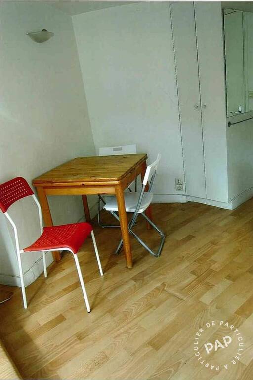 Flat Rue de Maubeuge in Paris