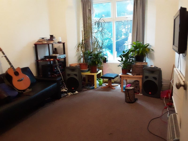 Room Keppel Road in Manchester