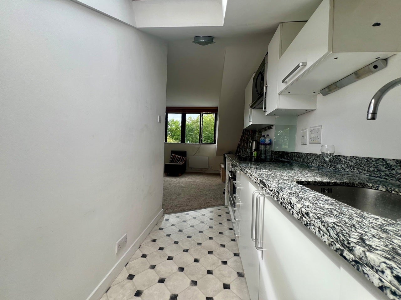 Flat Hartfield Crescent in Greater London