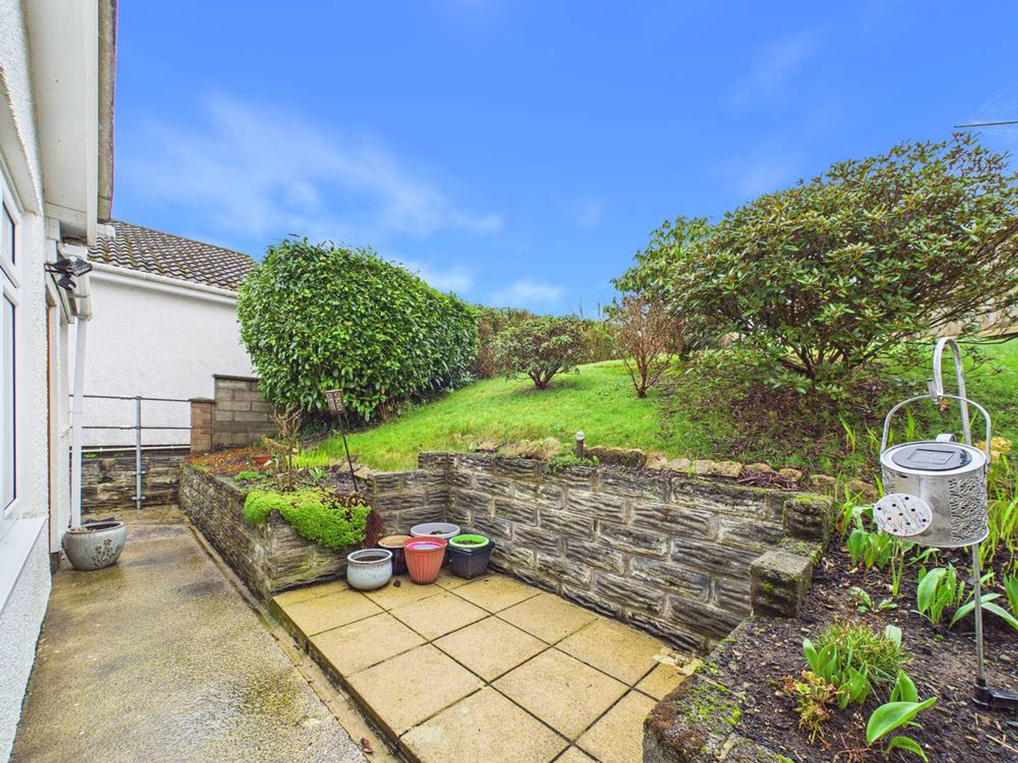 House Elder Grove in Carmarthen