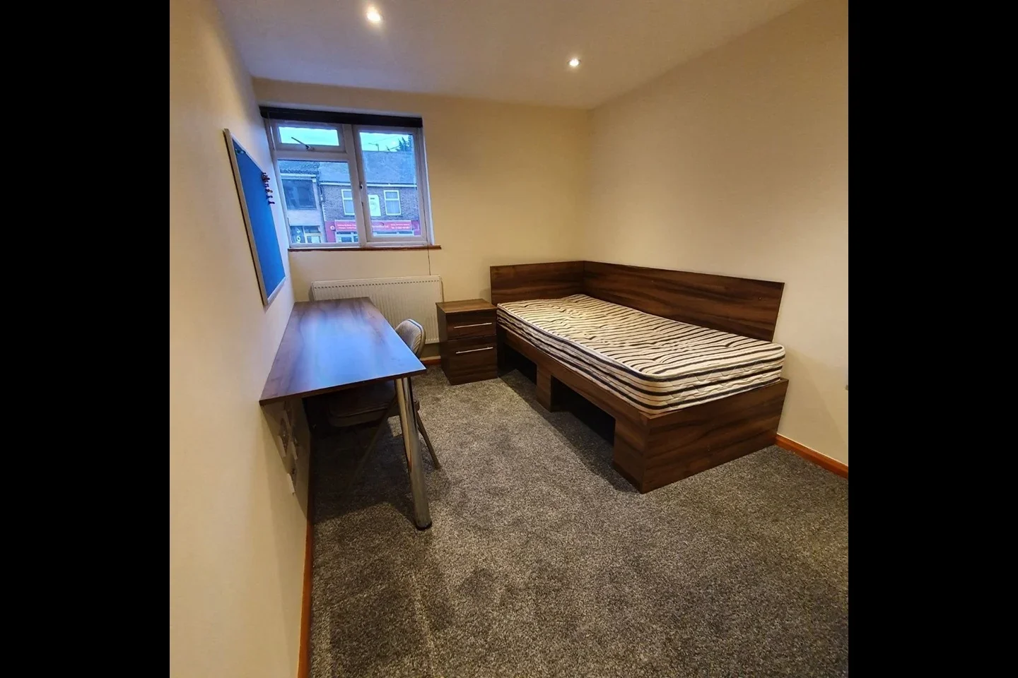 Flat Park Street in Luton