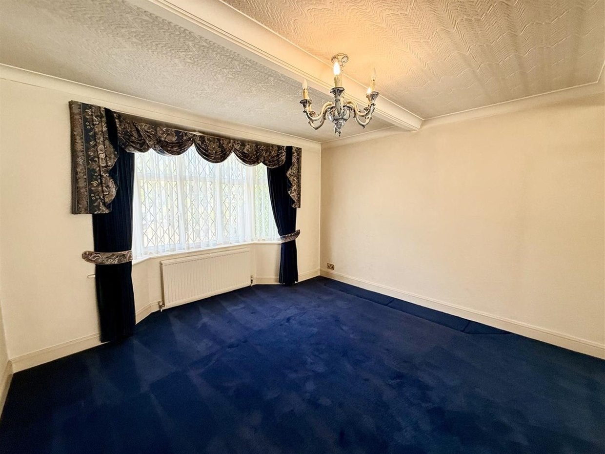 House Langley Park Road in Richings Park