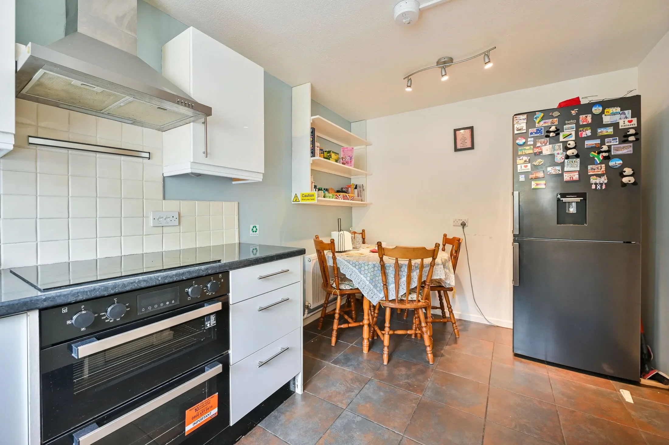 Flat Borrett Close in Greater London