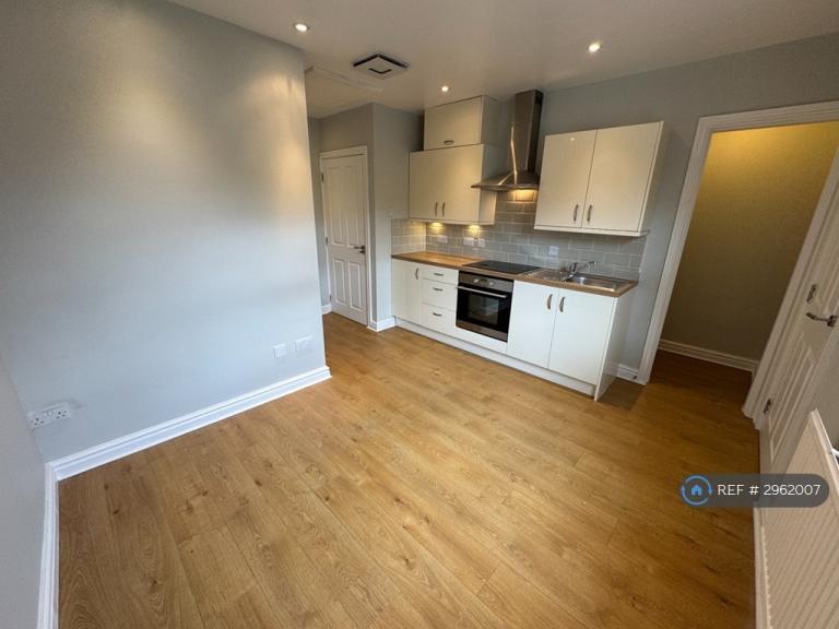 Flat Leyland Road in Preston