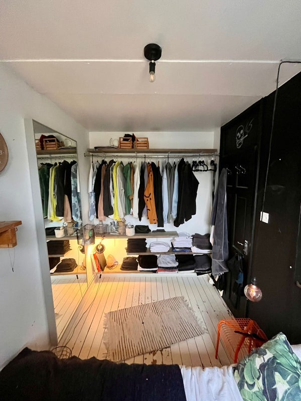 Room Tomlinson Close in Greater London