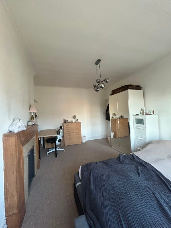 Room Gliddon Road in Greater London