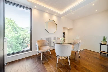 Flat Balham Park Road in Greater London