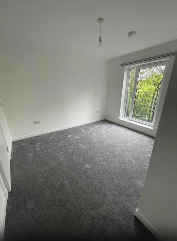 Flat Thread Court in Glasgow