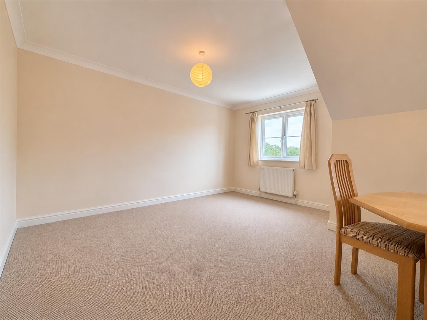Flat Swanmore Road in Ryde