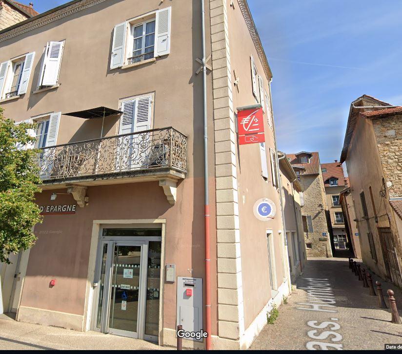 Flat Cours Baron Raverat in Crémieu
