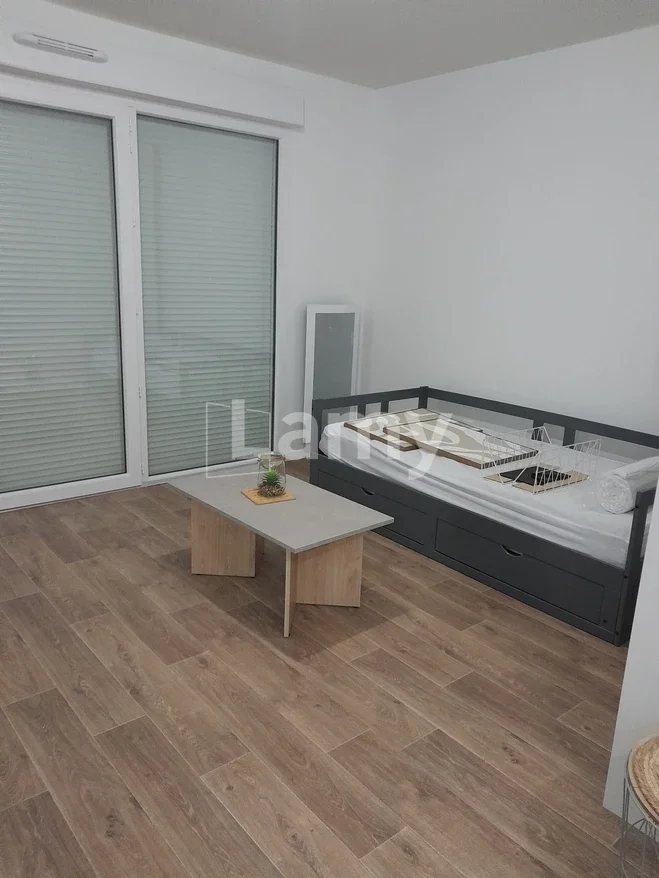 Appartement Rue Hélène Boucher à Mont-de-Marsan