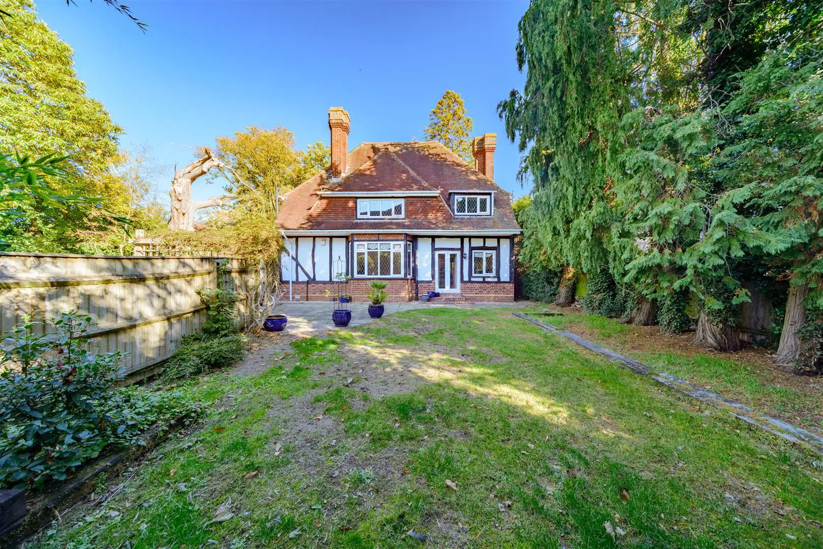 House Mulberry Court in Kenilworth