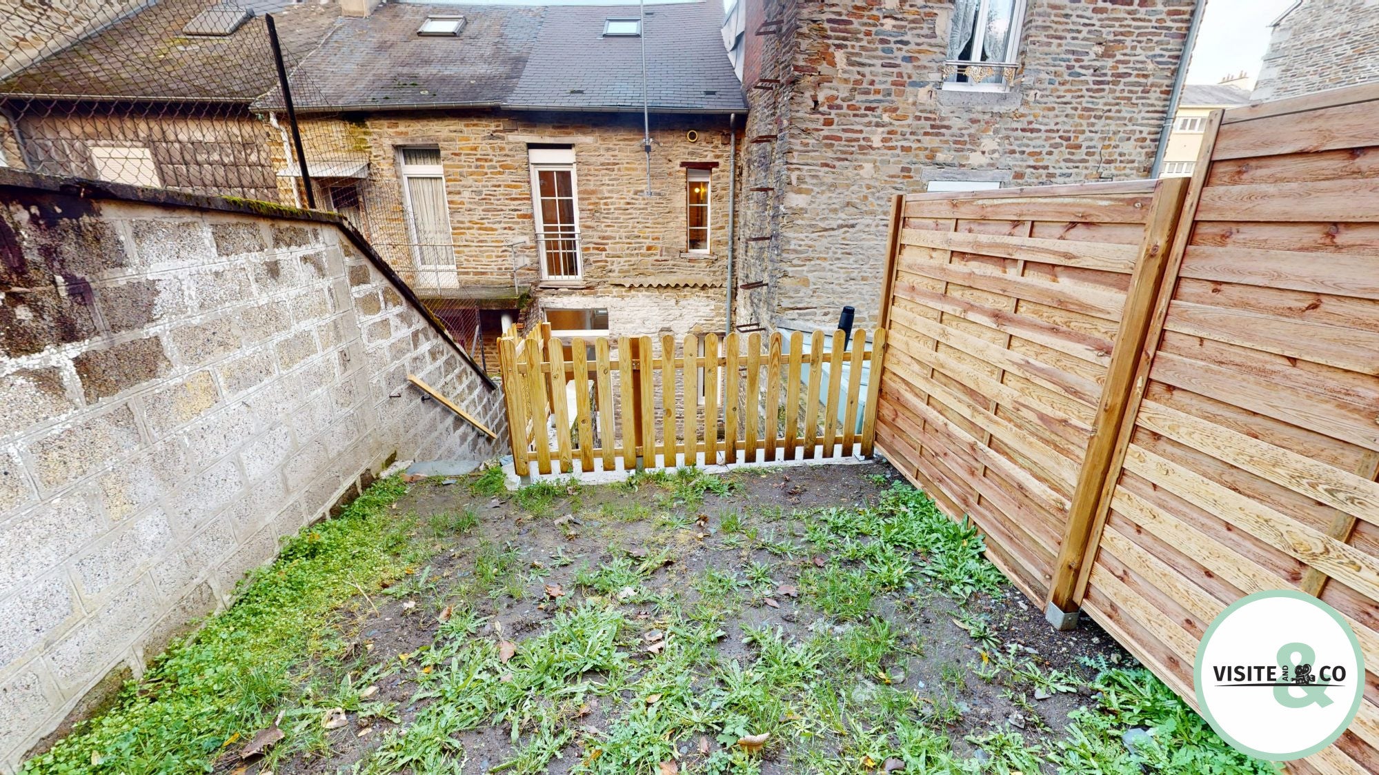 House Rue de Vire in Condé-en-Normandie
