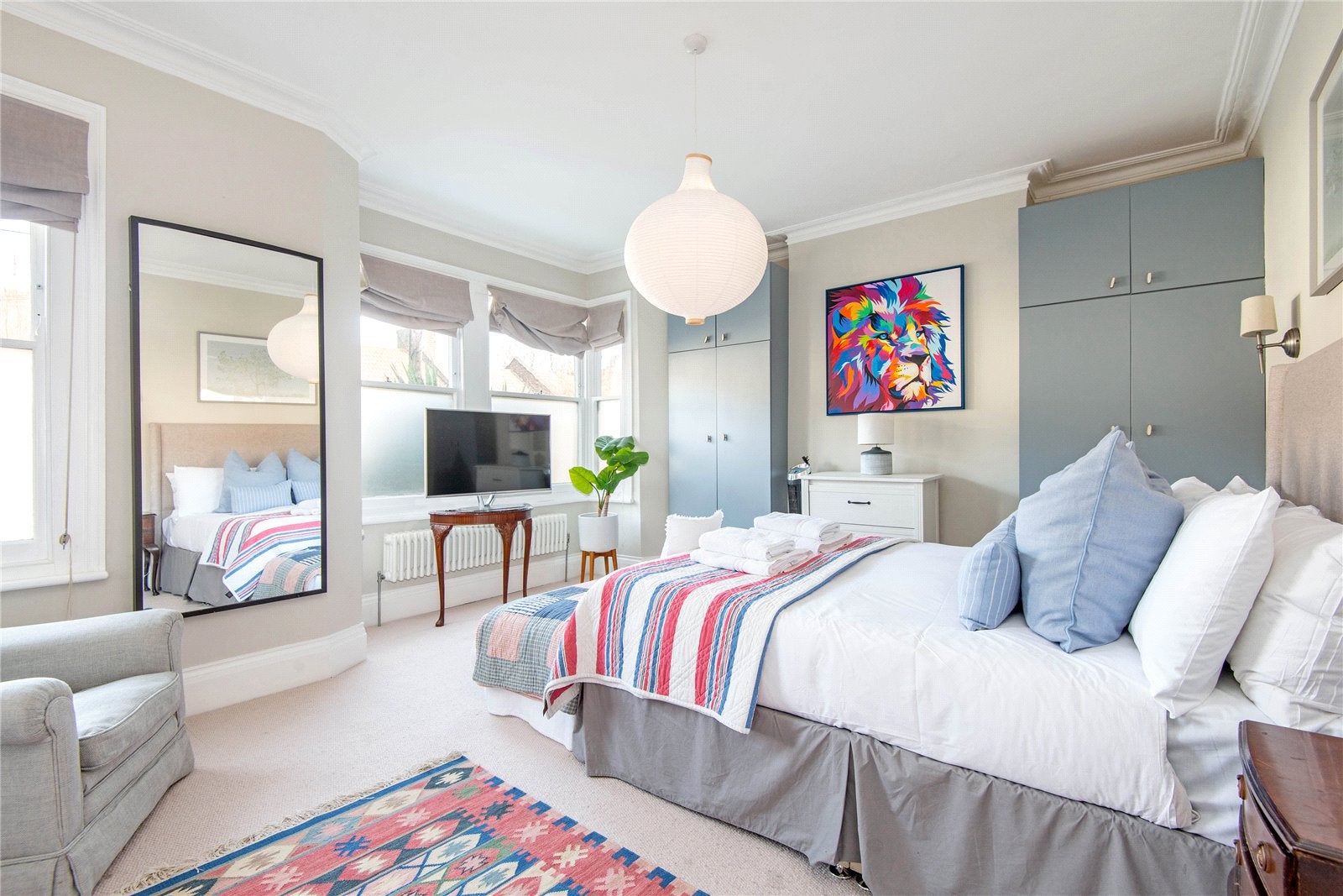 House Inman Road in Greater London
