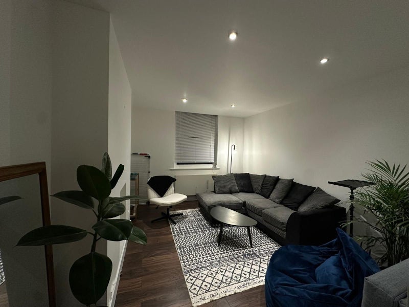 Room Swanfield Street in Greater London