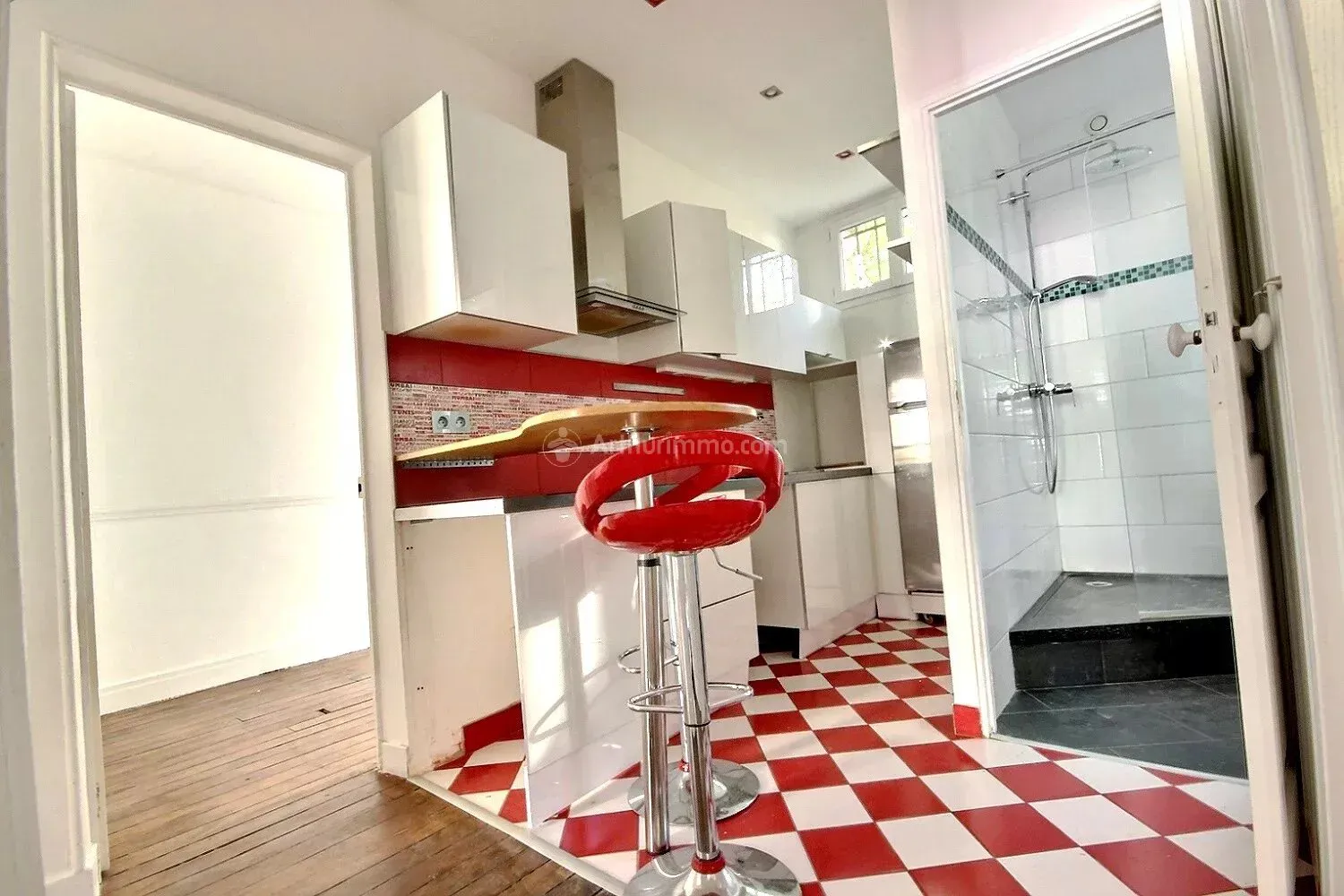Flat Rue Laure Fiot in Asnières-sur-Seine