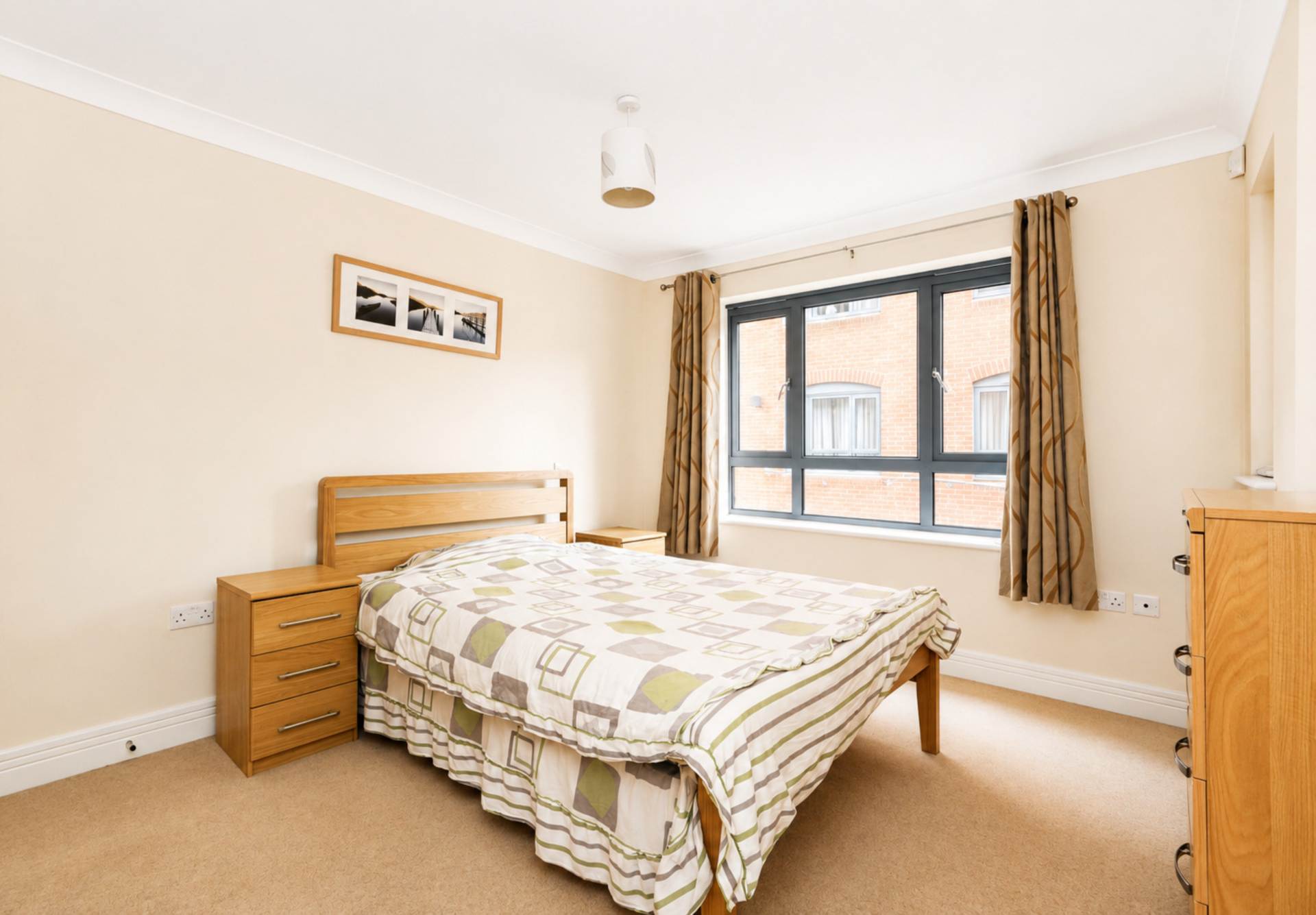 Flat William Lucy Way in Oxford