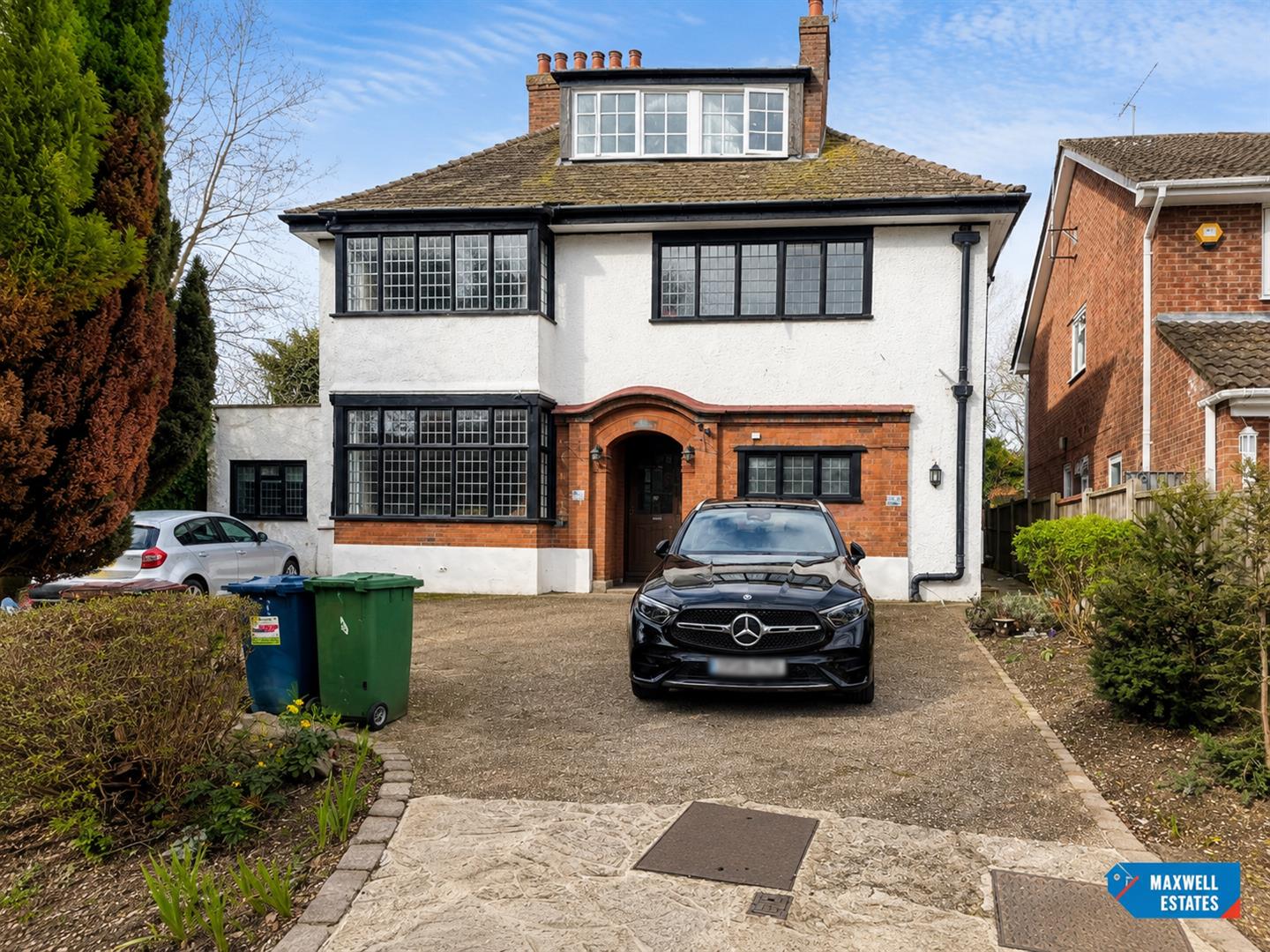 Flat Royston Grove in Greater London